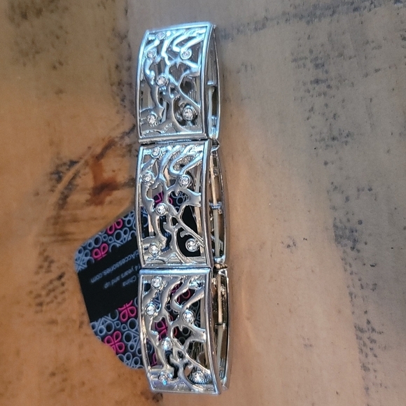 paparazzi Jewelry - Paparazzi Stretchy Silver Bracelet